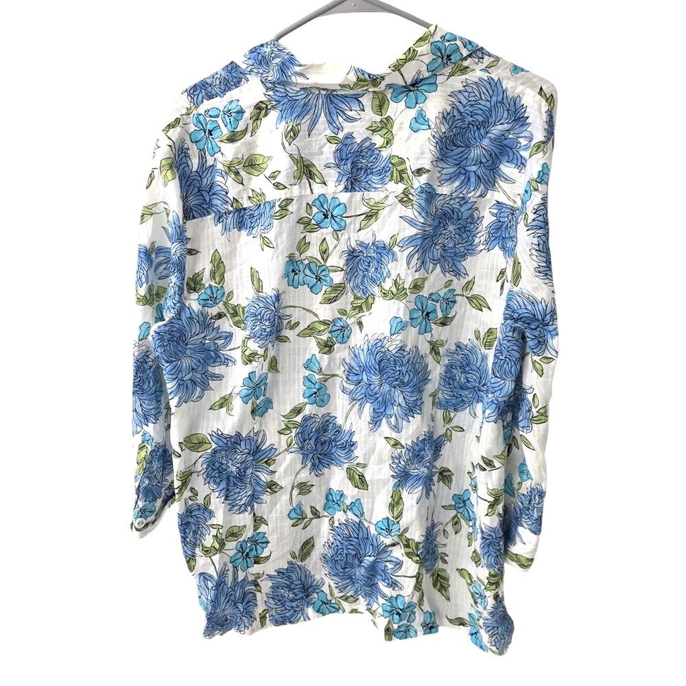 Karen Scott White/Blue Floral 3/4 Sleeve Button Up - Size XL - Picture 2 of 7